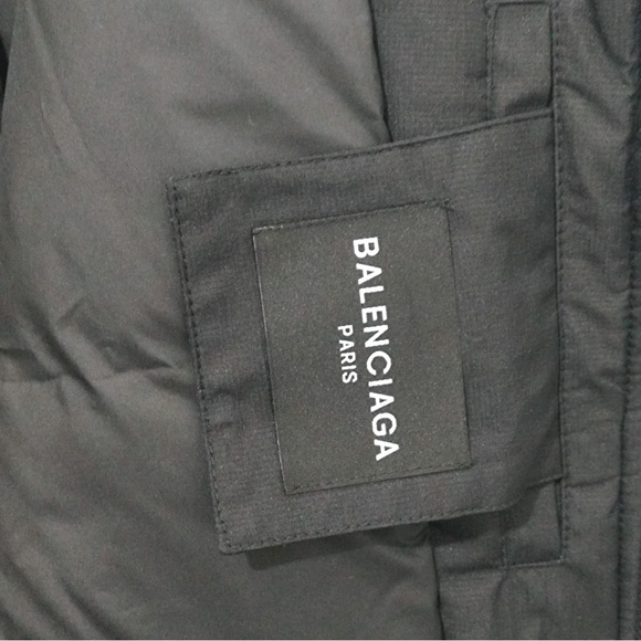 Balenciaga Technical Fabric Series Zip-Up Puffer Jacket - Picture 11 of 14